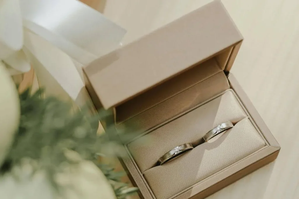 Harga cincin nikah emas putih