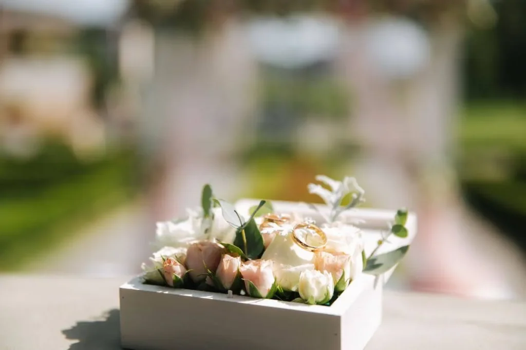 cincin nikah hilang pertanda apa