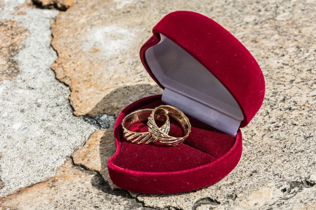 Cincin Nikah Berapa Gram? Ini Faktor yang Memengaruhi Bobot Cincin Nikah