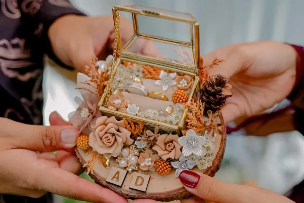 Cincin Tunangan Cowok