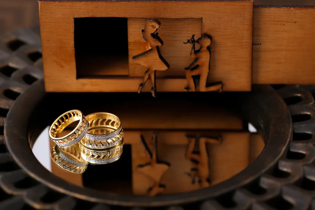 Harga Cincin Tunangan Emas Asli