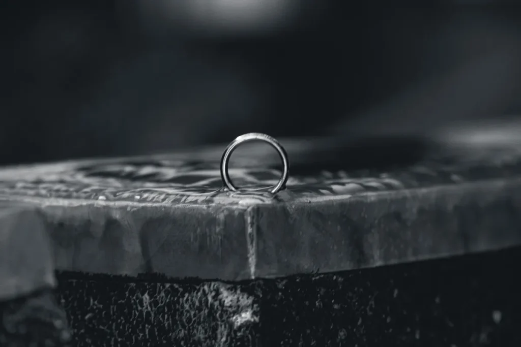 Cincin Tunangan Platina