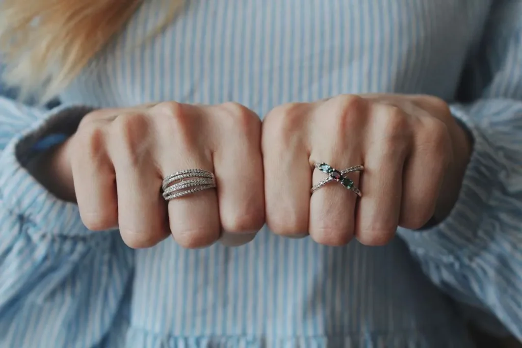 Cincin Aksesoris