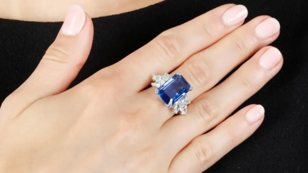 Cincin Termahal di Dunia