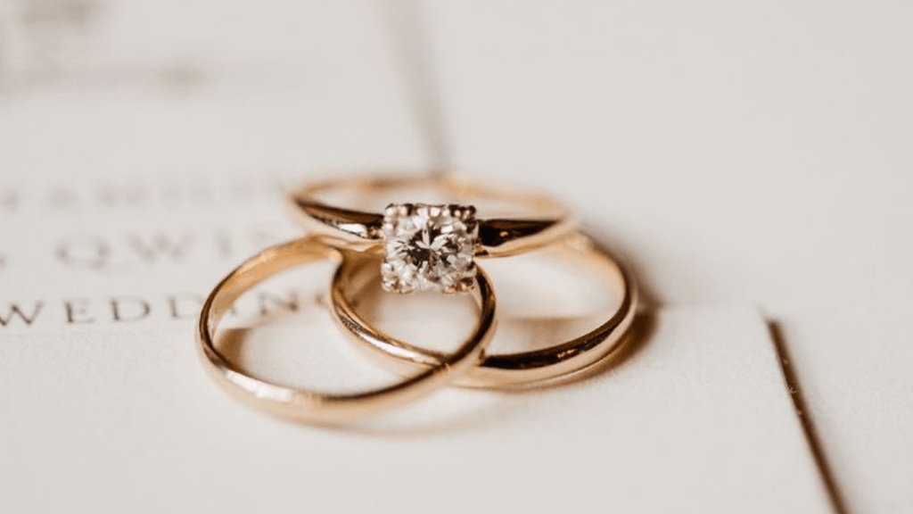 Material yang Cocok untuk Cincin Nikah Custom Jangka Panjang